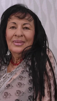 BBW Lilian Hairy Mature Masturbation