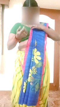Desi Indian Tamil BBW Wife Nude Tease Big Boobs Ass Hairy Pussy Saree Wearing! Renuraj