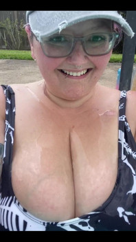 Went to the Pool & Got Some Sun