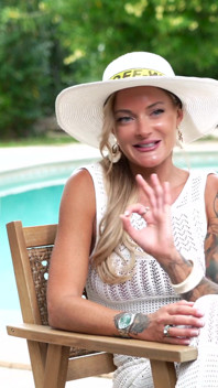 Marie Voulait Etre Une Barbie Avec 2 Kens