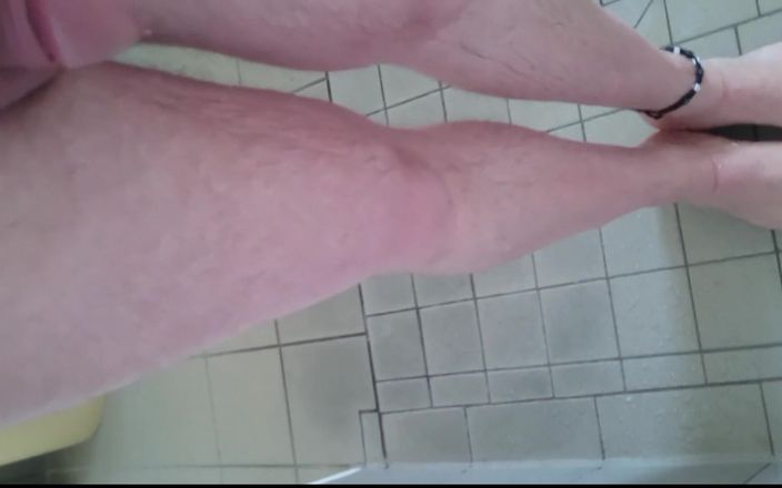 Carmen_Nylonjunge: Golden Shower Fun