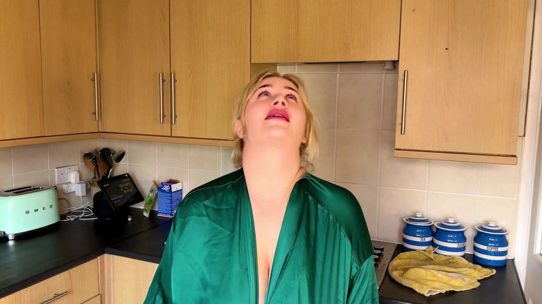 JessieHH: New Video Incumming