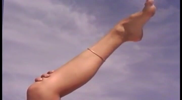 Hardcore German Club: Esmer Alman sürtük büyük bir teknede götüyle bir yarağı memnun...