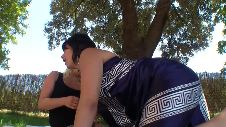 German Fuck Movie: If there is no man, we're gonna lick each other