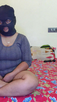 Real Amateur Indian Couple Seductive Bedroom Fucking