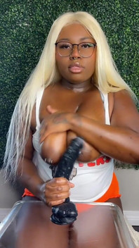 Ölige hooters kellnerin tittenjob