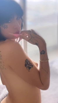 Hot Babe Waiting for You