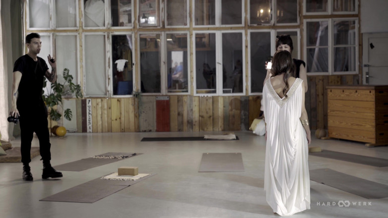 HardWerk: Yoga Bang Bts