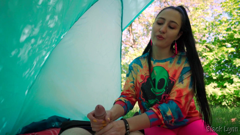 YSP Studio: Brunette Hippie Makes Outdoor Handjob for Free