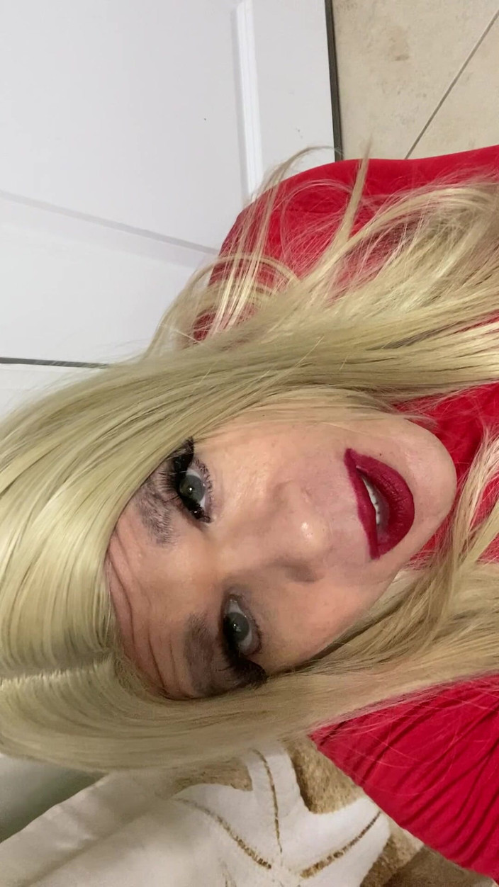 MadisonCD2025: Banci Crossdresser Menitis Air Mani Dan Rasa Dan Kemudian Bercakap...