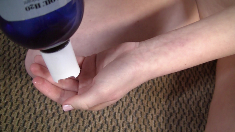 Mano Job: Barely-legal Beats It