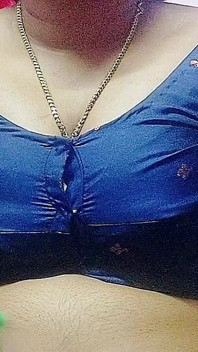 Hintli üvey anne oğluyla ateşli seks yapıyor