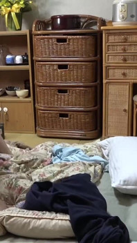 Bătrâna drăguță care administrează clădirea de apartamente - chiar vreau să mă fut! 3
