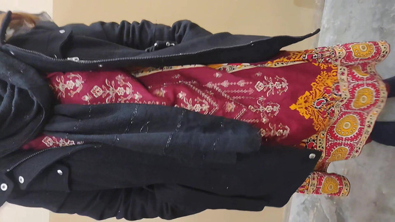 Sairaxsaim: Найди случайную девушку в парке