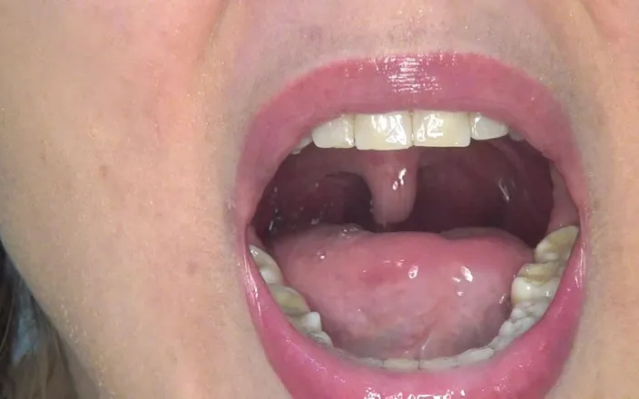 Angel eyes studio: Swallowing a Lolipop with a Stick