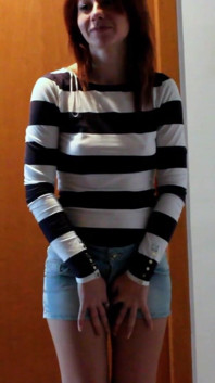 Skinny Redhead Pee in Her Short Jeans