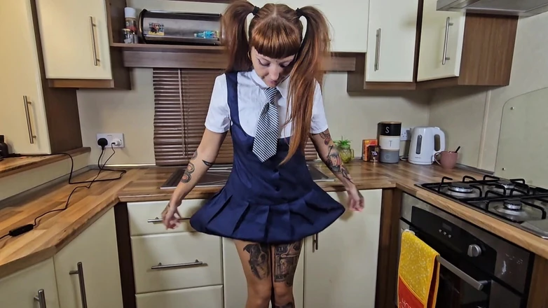 Yourfavecumslut: Pee Desperation Panty Soak