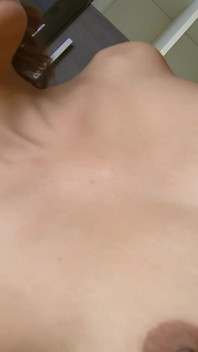 그녀의 쪼이는 보지를 따먹기 위해 자지가 필요한 거유 아시아 태국 밀프 Muei