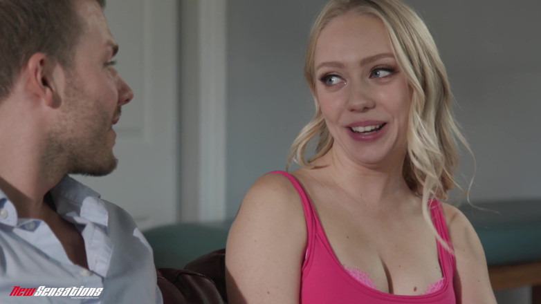 New Sensations: Babysitter Braylin wil het aanraken