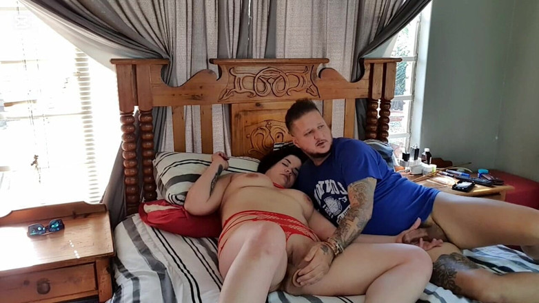 MeadowMaverick: Suami pulang ke pepek basah dan deepthroat