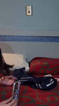 Vysokoškolačka Sissy tvrdě ošukaná zralým mužem