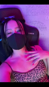 I Am a Hot and Sexy Streamer