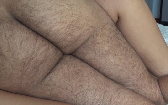 Souzan Halabi: 50 år gammal arabisk fru hårig fitta creampie