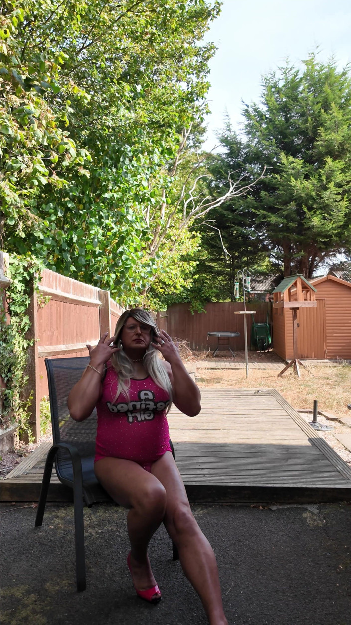 Kellycd2022: Sexy Crossdresser Kellycd2022 in My Pink Mesh Dress and Heels