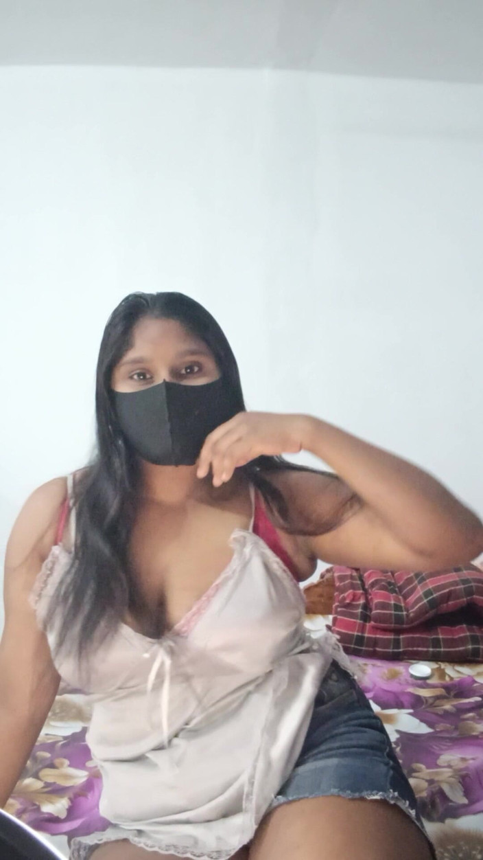 Tabasum studio: Desi Girl Come with Me You