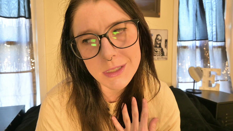 Miss Ellie Roleplay: Adoration douce mais pervers de la bite