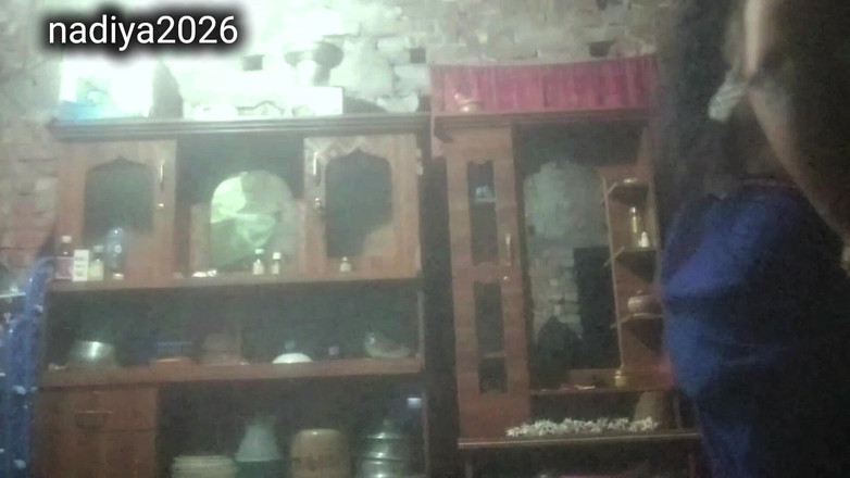 nadiya2026: 如何在房间里做爱。