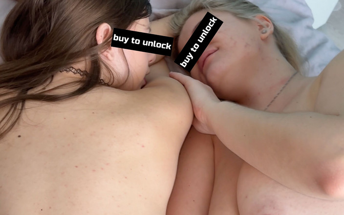 Boob_World: Páni! Poprvé domácí trojka s prsatou baculatou manželkou a drobnou 18letou...