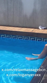 Aventură fierbinte la piscină