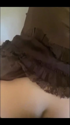 Era uma mulher chamada Milfycalla que sempre quis ser uma vaqueira. Ela cresceu na cidade, mas ela tinha