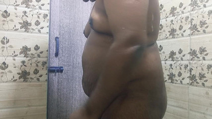 Fapidontmind: Güzel Solo Banyo Gösterisi