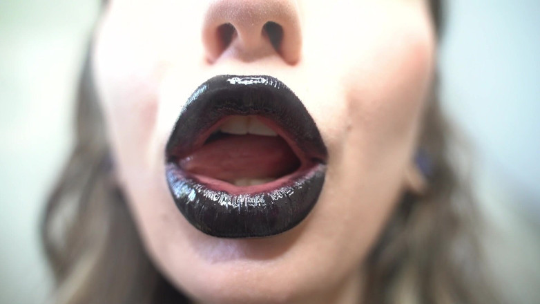 Rarible Diamond: Polib gotickou holku ze zrcadla