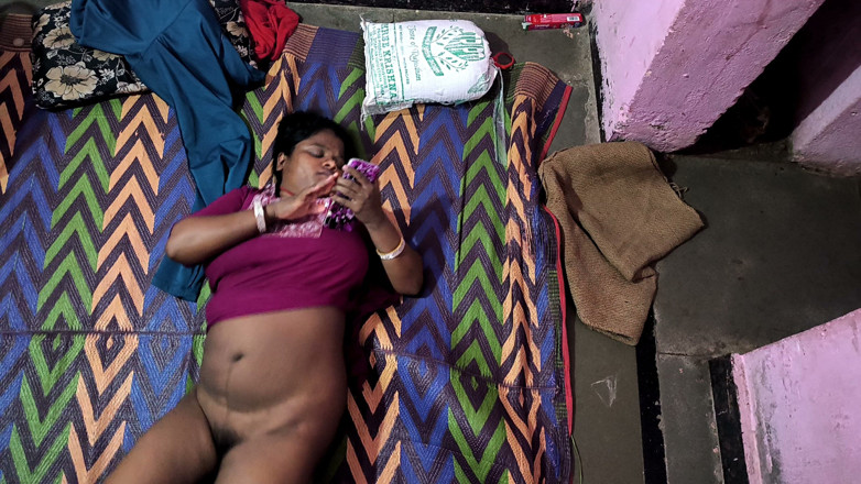 Kajalbhabhi87: Secretamente Follada a La Criada