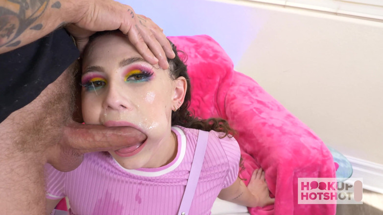 Hookup Hotshot: Brunette Slut Liz Jordan Takes It Form the Backdoor!