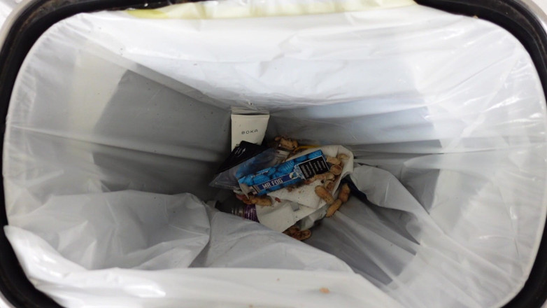 Deanna deadly: L'amante dei spazzatura dà un'occhiata di nuovo al mio trash