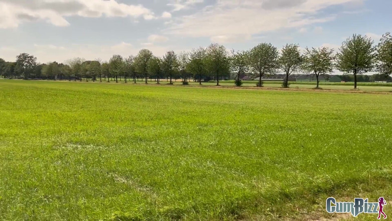 Cumbizz: หญิงวัวโดนเย็ดหมา บุกกาเกะบำบัด