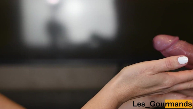 Les Gourmands: Catwoman con lápiz labial rojo hace una buena mamada, se...