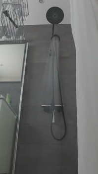 Tight Hairy Pussy Pissing in the Shower
