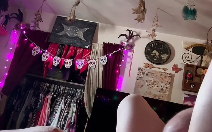 BabyPhat69: Huge Cock Fucking Babyphat69s Tight Little Pussy