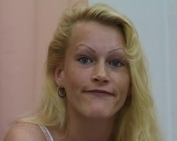 YOUR FIRST PORN: Amanda est partante aujourd’hui