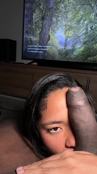 Miluji cítit, jak by jeho penis byl moje těsná těsná kundička