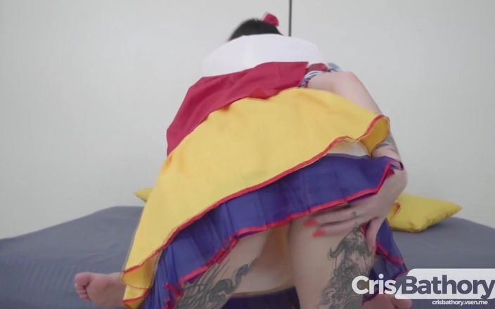 Cris Bathory: हॉट टैटू स्नो व्हाइट की चुदाई