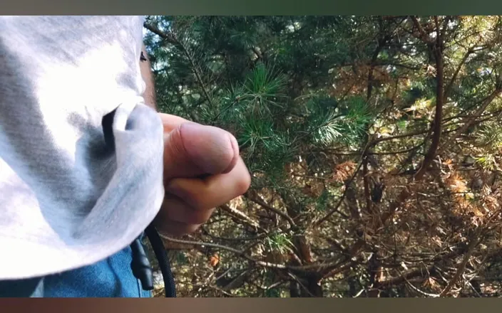 Amreis: Forest Cum, Walk with Final Orgasm