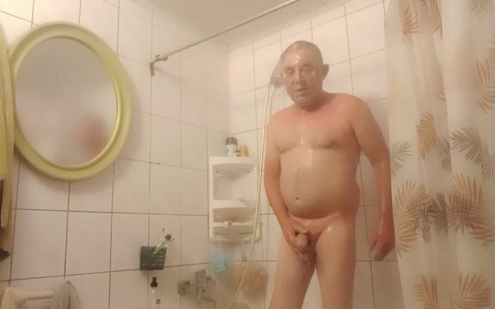 rastyo75: Relaks pod prysznicem