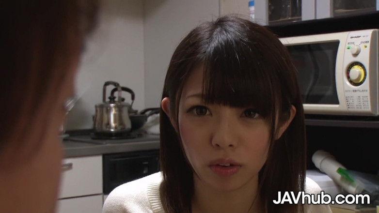 JAVHub: JAVHUB - hubená japonská děvka je jeho osobní fuckdoll