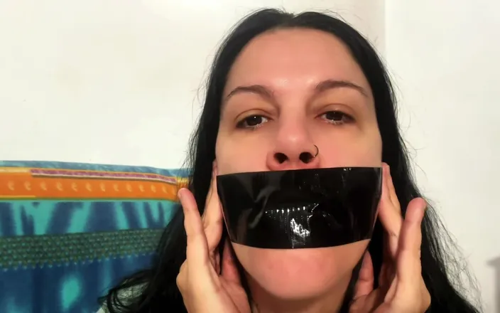 Bergami Melissa: Pumping Lips on Silver Tape